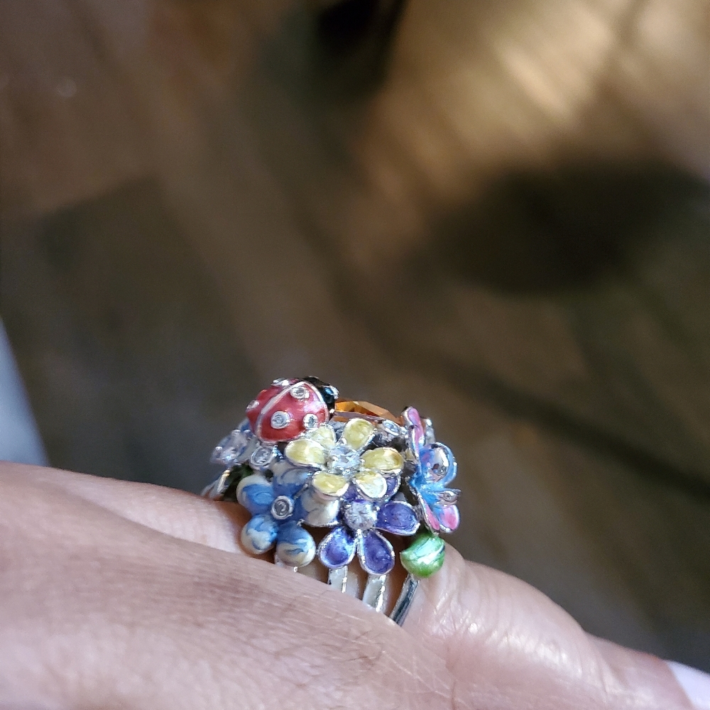 Upscale Fashion Statement Ring - image 4